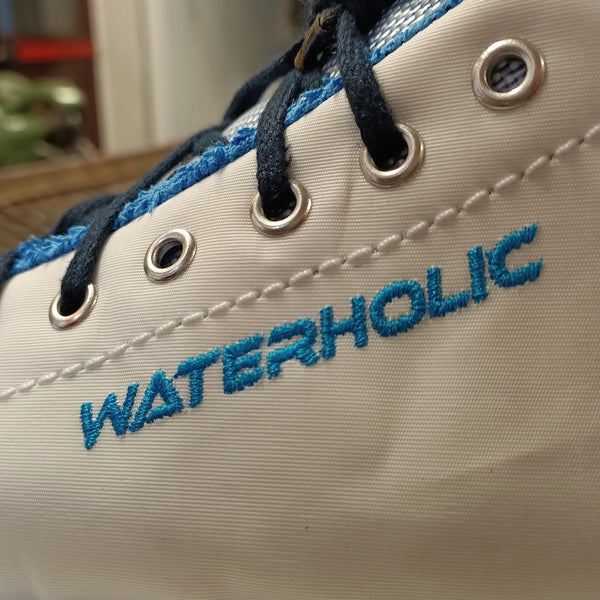 waterholic® Insides – RE-BORN Shoes feat. waterholic®